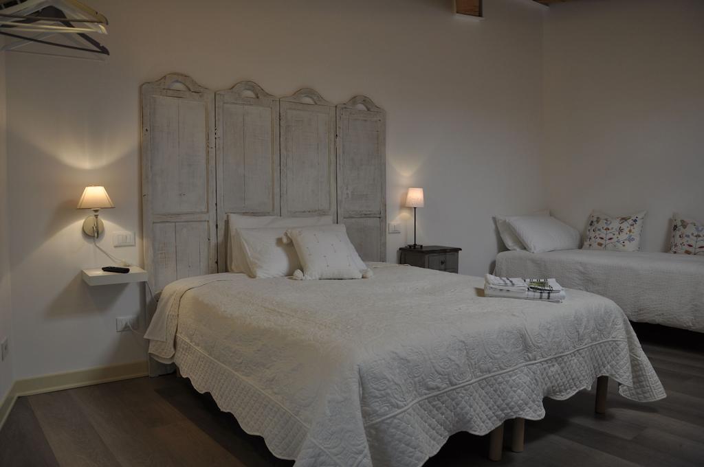 Bed and Breakfast Corsomatteotti62 Brescia Zimmer foto